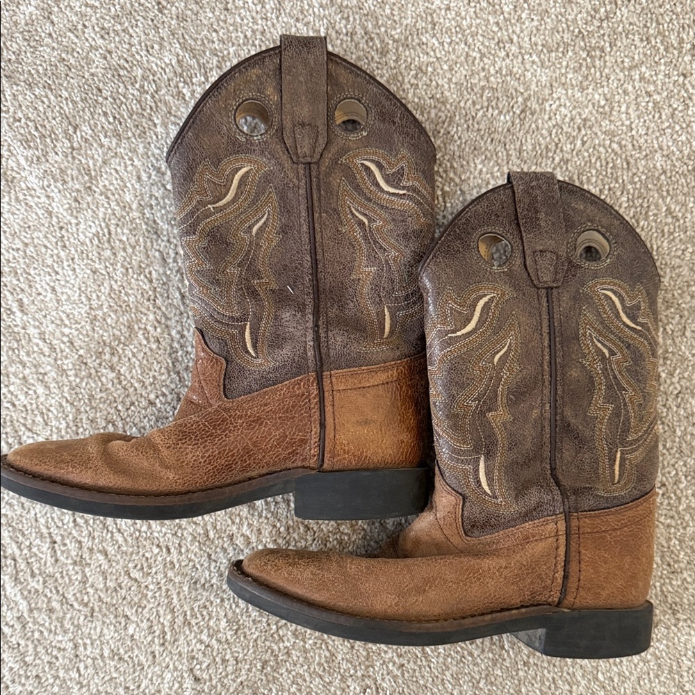 Old West Boys Size  1.5 Brown and Tan Western Cowboy Boots